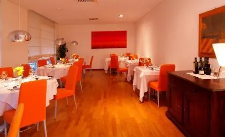 Gina Hotel