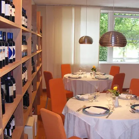 Gina Hotel 3*