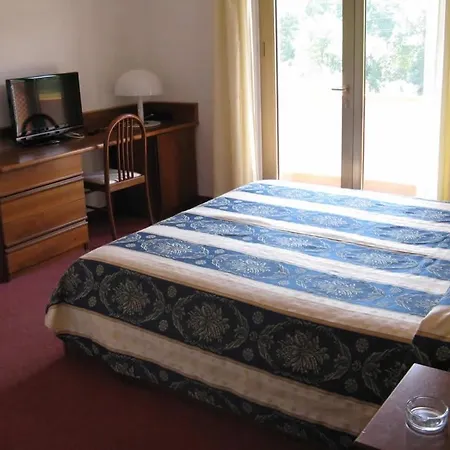 Gina Hotel 3*